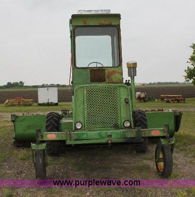 image for item 6535 John Deere 880 swather