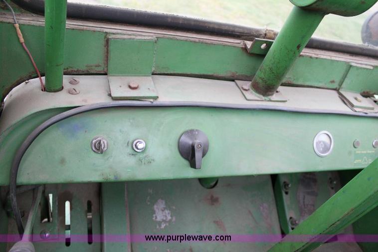 image for item 6535 John Deere 880 swather