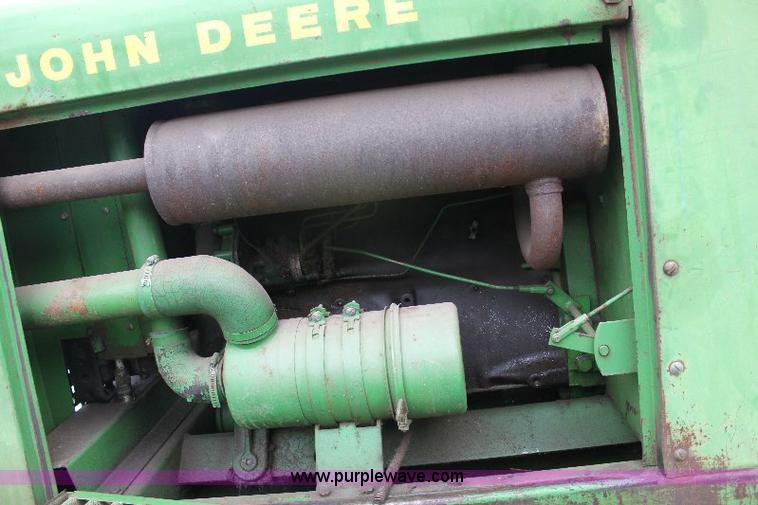 image for item 6535 John Deere 880 swather