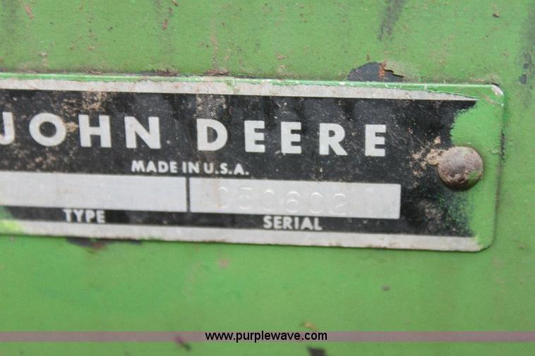 image for item 6535 John Deere 880 swather