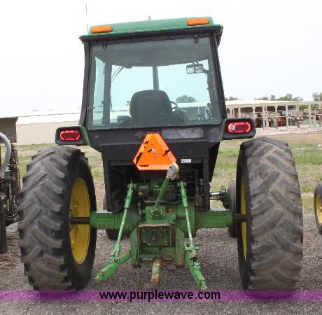 image for item 6840 John Deere 2955 tractor