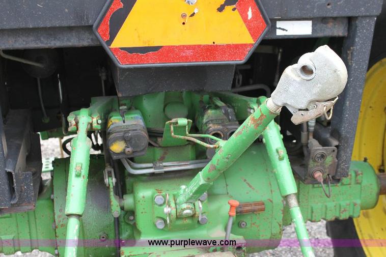 image for item 6840 John Deere 2955 tractor