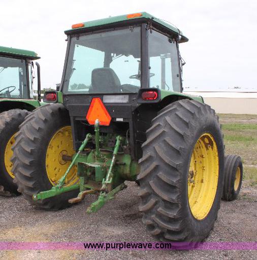 image for item 6841 John Deere 2955 tractor