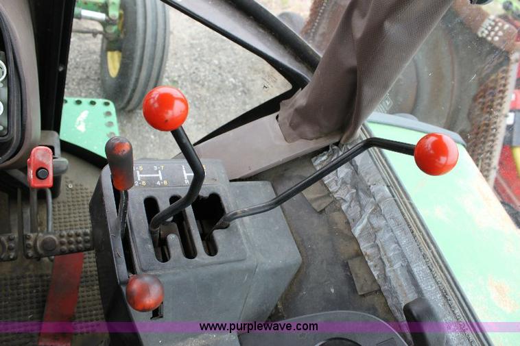 image for item 6841 John Deere 2955 tractor