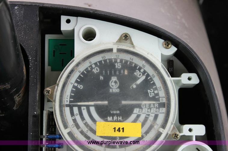 image for item 6841 John Deere 2955 tractor