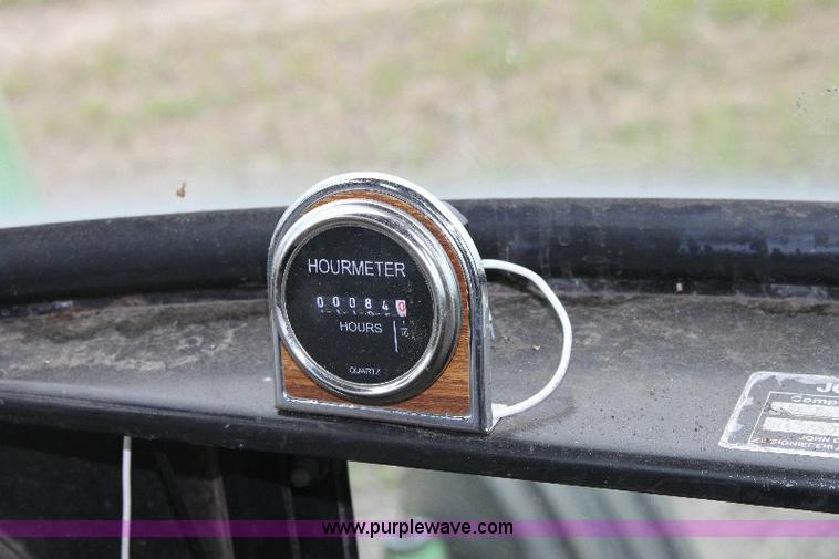 image for item 6841 John Deere 2955 tractor