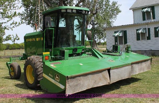 image for item 6869 2001 John Deere 4990 self propelled swather