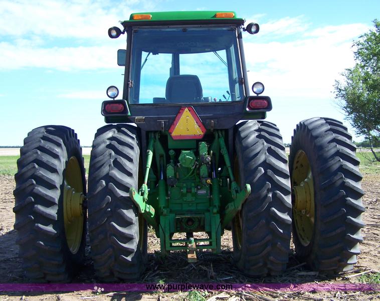 image for item 7285 1982 John Deere 4840 tractor