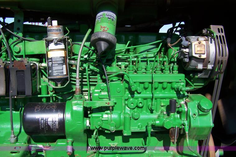 image for item 7285 1982 John Deere 4840 tractor