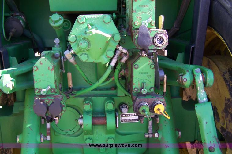 image for item 7285 1982 John Deere 4840 tractor