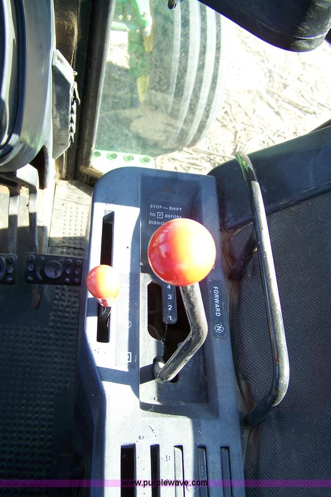 image for item 7285 1982 John Deere 4840 tractor