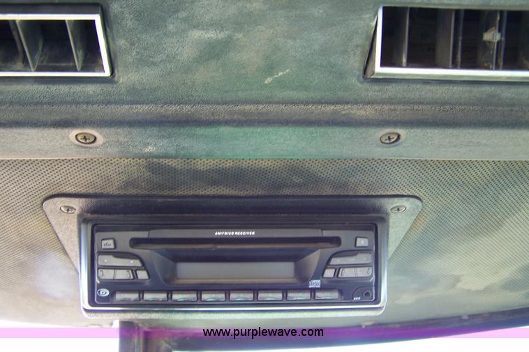 image for item 7285 1982 John Deere 4840 tractor