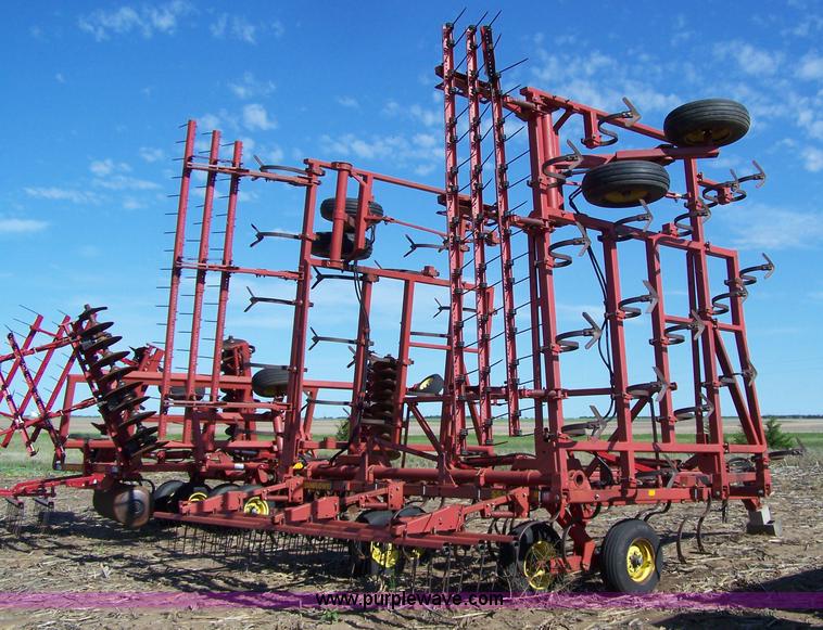 image for item 7289 Sunflower 36' field cultivator