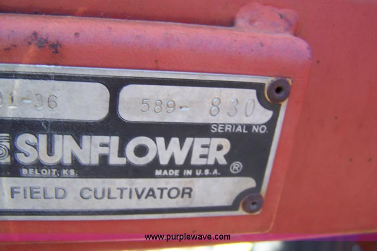image for item 7289 Sunflower 36' field cultivator