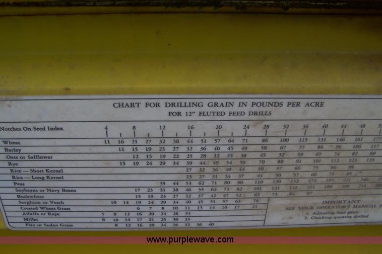 image for item 7376 John Deere 9300 hoe drill