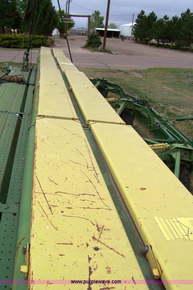 image for item 7376 John Deere 9300 hoe drill