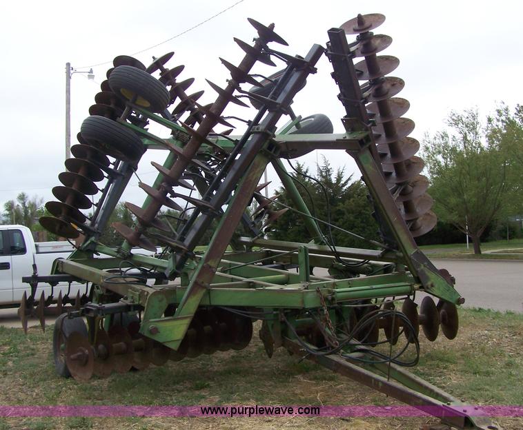 image for item 7379 John Deere T0331 wing disk