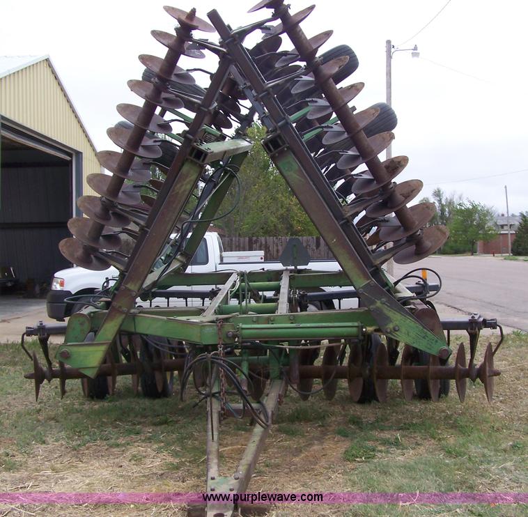 image for item 7379 John Deere T0331 wing disk