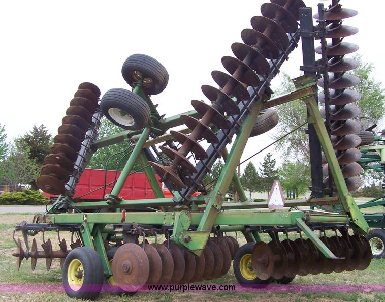 image for item 7379 John Deere T0331 wing disk