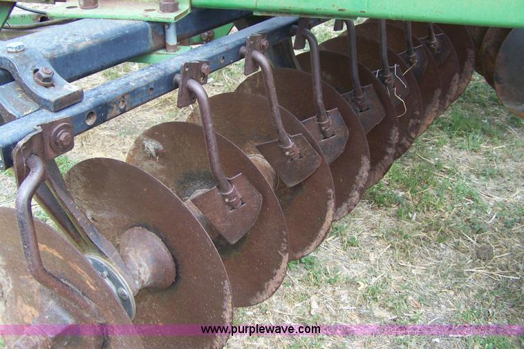 image for item 7379 John Deere T0331 wing disk