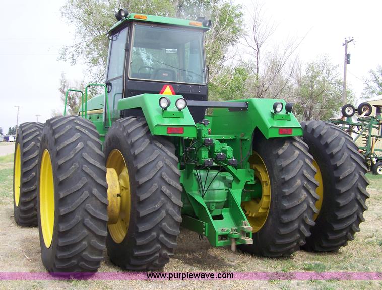 image for item 7384 John Deere 8870 4WD tractor