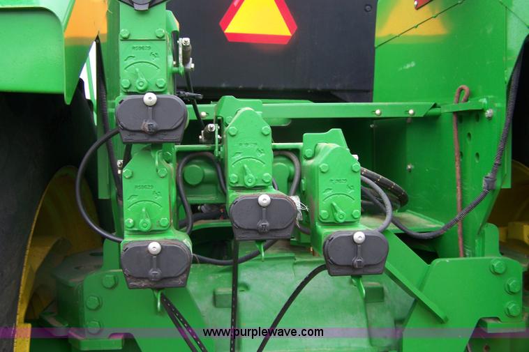image for item 7384 John Deere 8870 4WD tractor