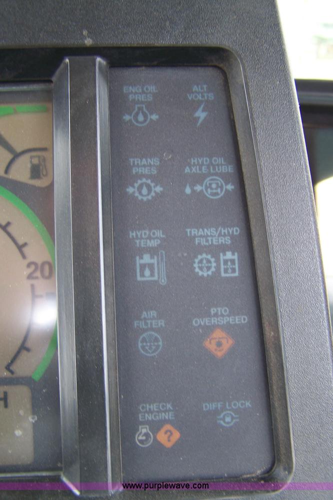 image for item 7384 John Deere 8870 4WD tractor