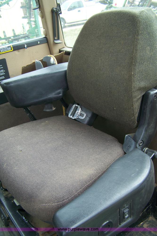 image for item 7384 John Deere 8870 4WD tractor