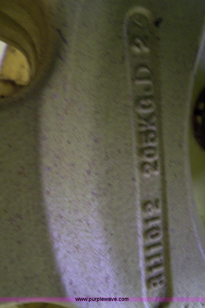 image for item 7384 John Deere 8870 4WD tractor