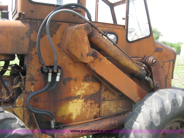 image for item 8090 Allis Chalmers TL-14 wheel loader