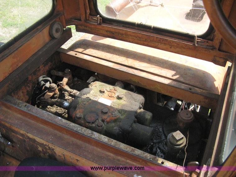 image for item 8090 Allis Chalmers TL-14 wheel loader