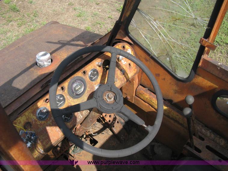 image for item 8090 Allis Chalmers TL-14 wheel loader