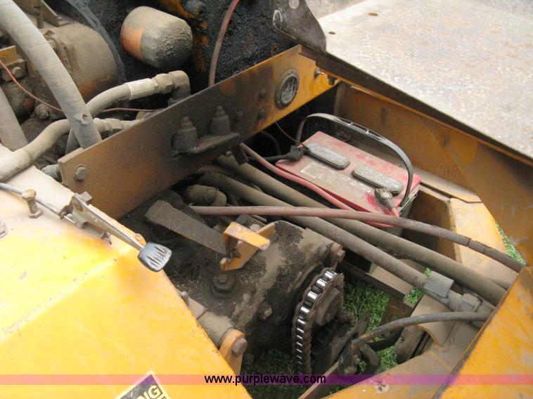 image for item 8091 Case Davis 430 Scat Back loader