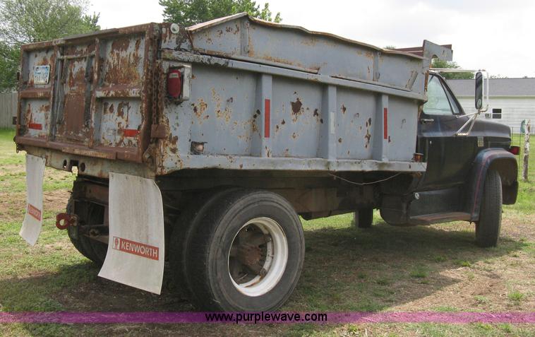 image for item 8096 1973 Chevrolet C60 dump truck