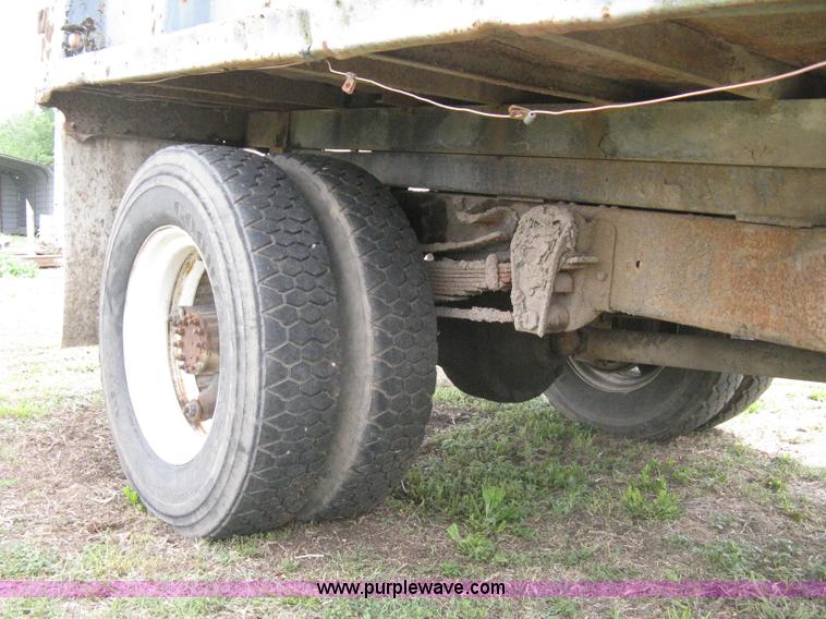 image for item 8096 1973 Chevrolet C60 dump truck