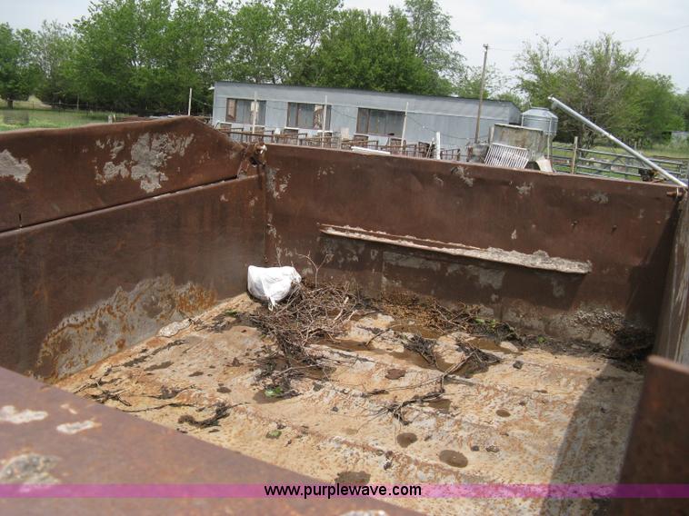 image for item 8096 1973 Chevrolet C60 dump truck