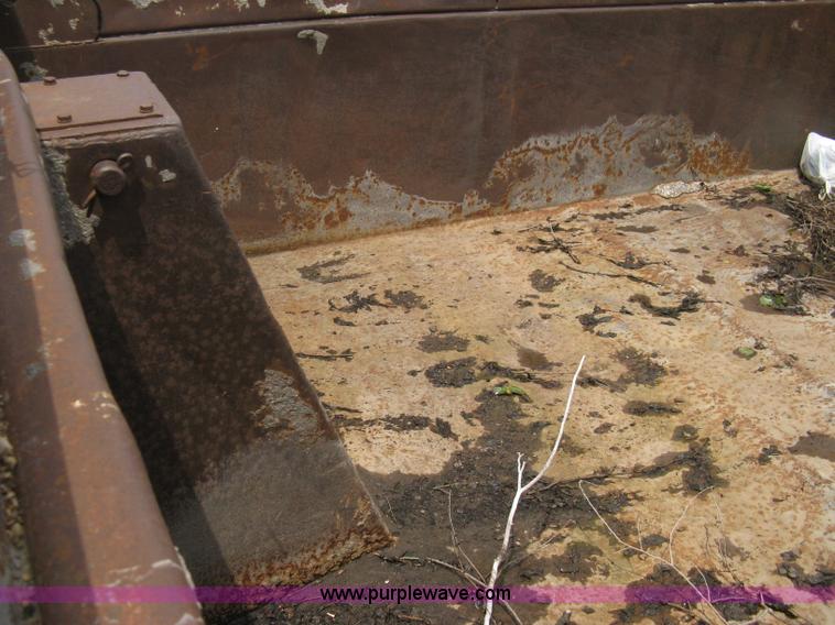 image for item 8096 1973 Chevrolet C60 dump truck