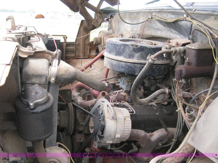 image for item 8096 1973 Chevrolet C60 dump truck