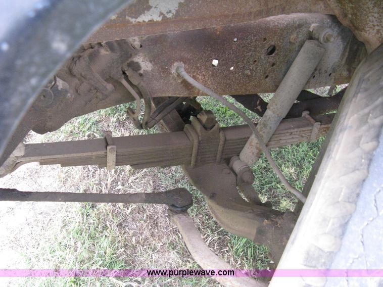image for item 8096 1973 Chevrolet C60 dump truck