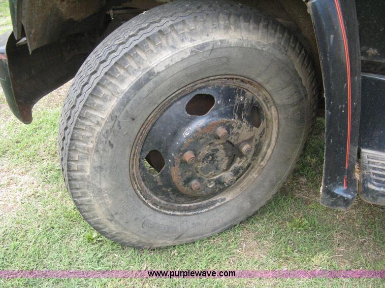 image for item 8096 1973 Chevrolet C60 dump truck