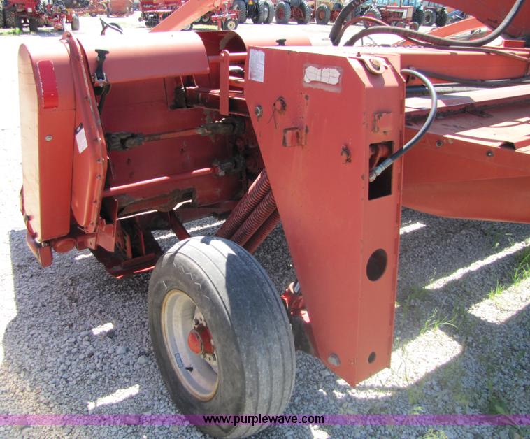 image for item 8482 Case 8370 14' hydra-swing swather