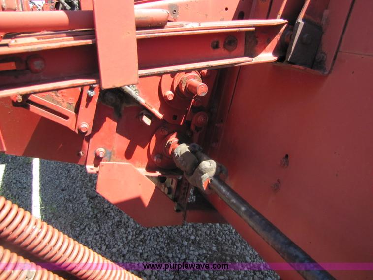 image for item 8482 Case 8370 14' hydra-swing swather