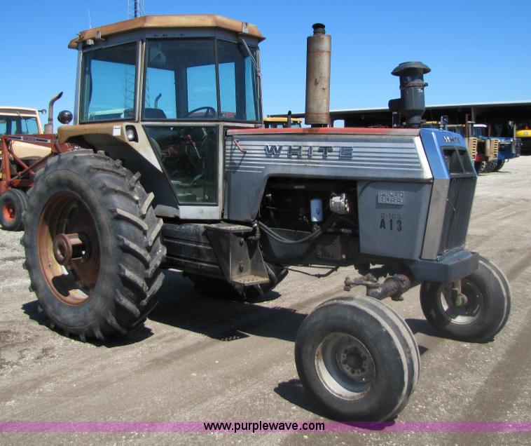 image for item 8485 White 2-105 Field Boss tractor