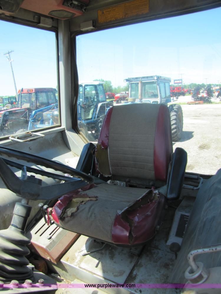 image for item 8485 White 2-105 Field Boss tractor