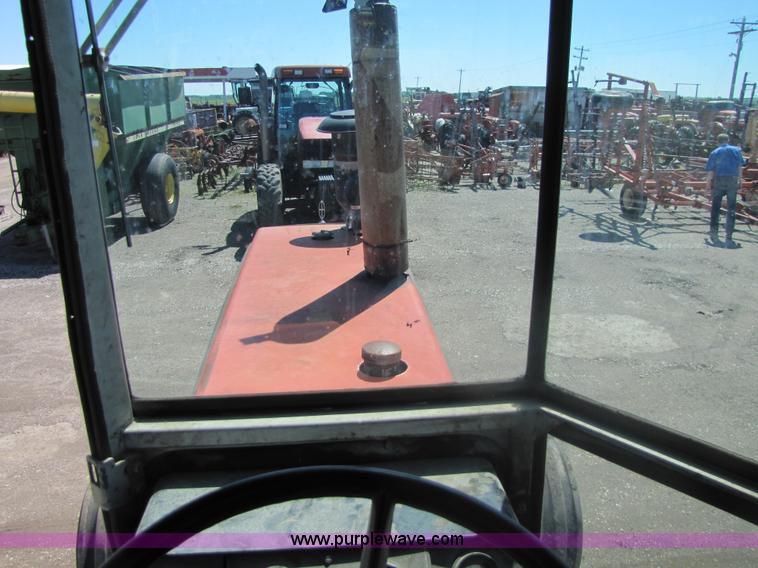 image for item 8485 White 2-105 Field Boss tractor