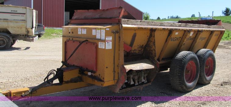 image for item 8994 Knight Pro 8018 twin slinger manure spreader