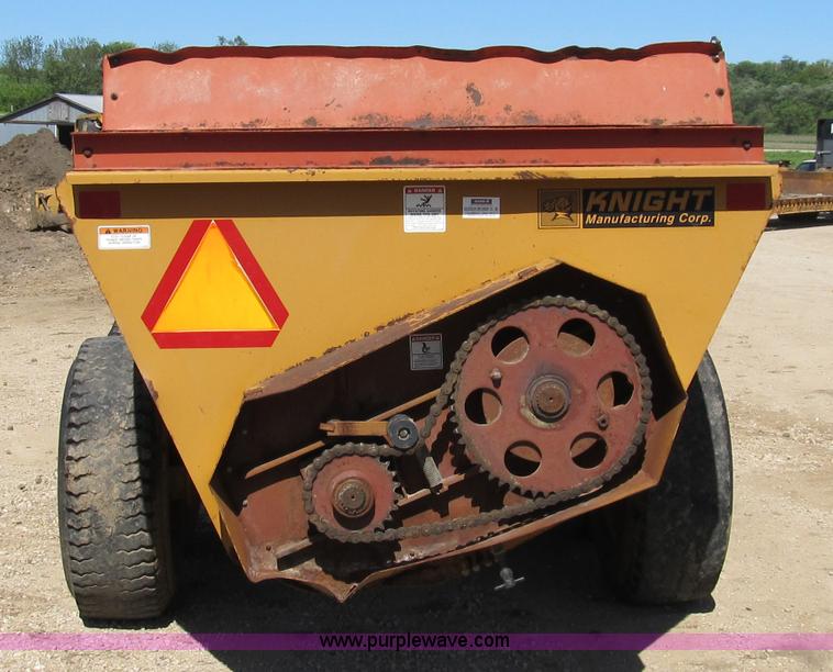 image for item 8994 Knight Pro 8018 twin slinger manure spreader