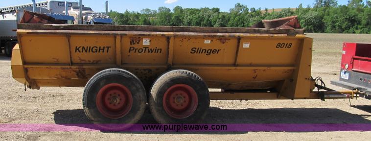 image for item 8994 Knight Pro 8018 twin slinger manure spreader