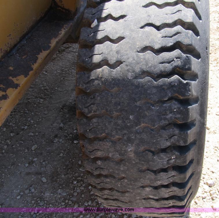 image for item 8994 Knight Pro 8018 twin slinger manure spreader