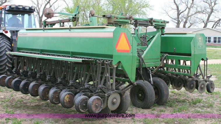 image for item 9000 1988 Great Plains 2SF24 solid stand drill